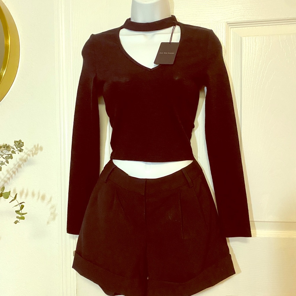 Express studio black shorts 6